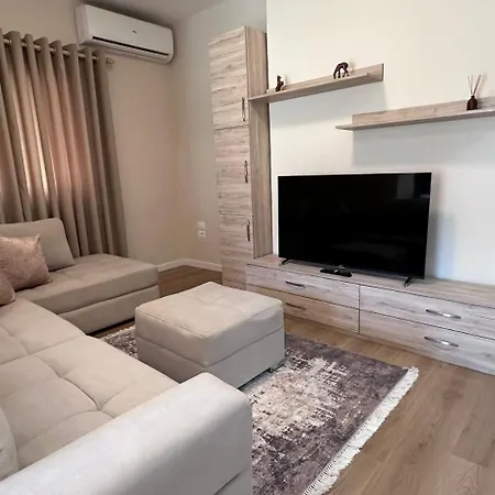 Ledia's Apartment *