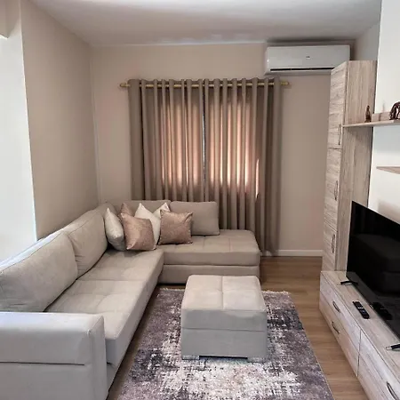 Apartment Ledia's