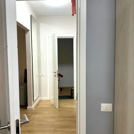 Ledia's Apartment *