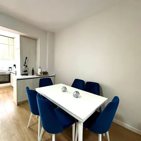 Apartment Ledia's