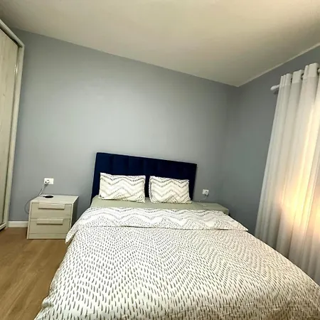 Apartment Ledia's *